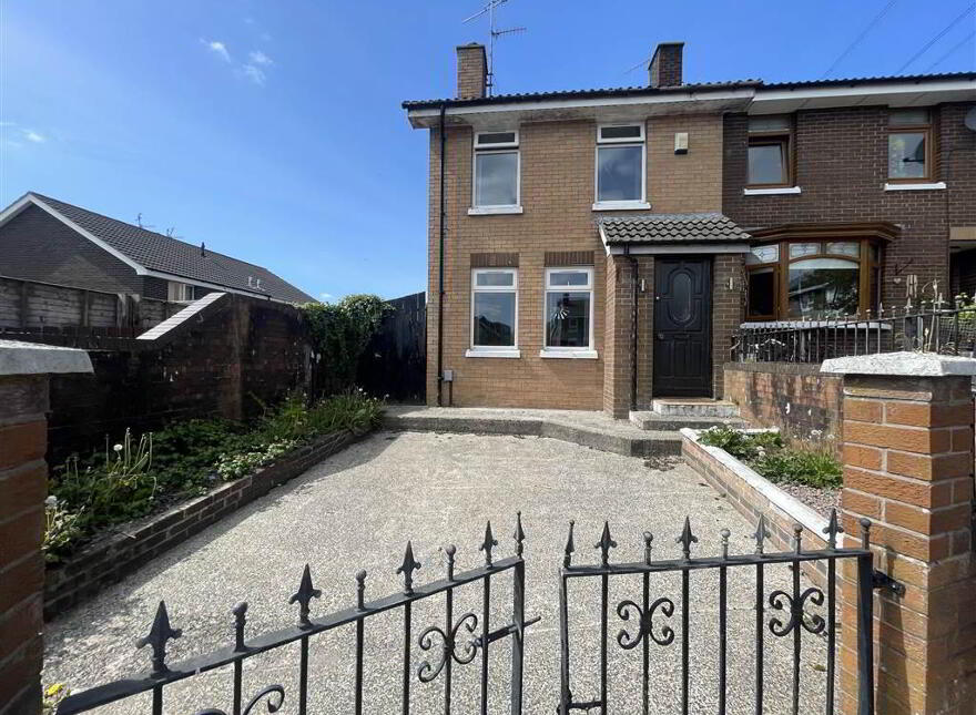 1 Glencolin Court, Belfast, BT11 8PS photo