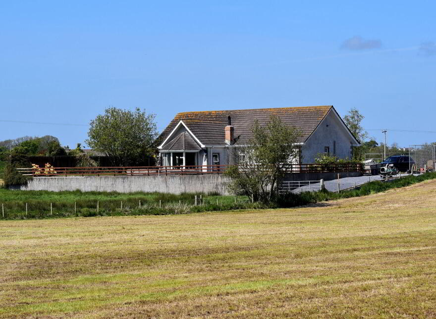 28 Manse Road, Kircubbin, BT22 1DR photo