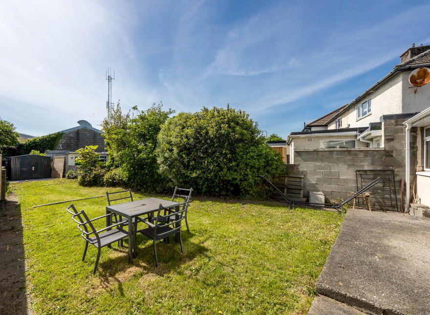 16 Shanliss Road, Santry, Dublin, D09AH51