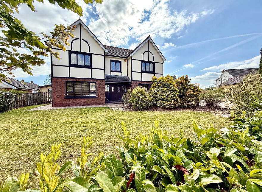 30 Mansfield Grove, Derry, BT48 8RA photo
