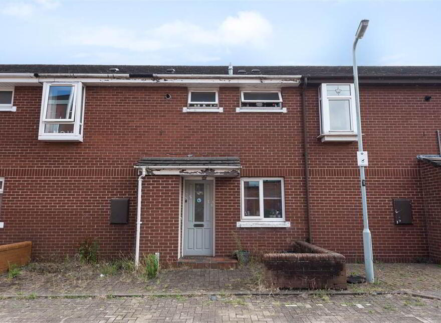 3 Britannic Park, Sandy Row, Belfast, BT12 5HG photo