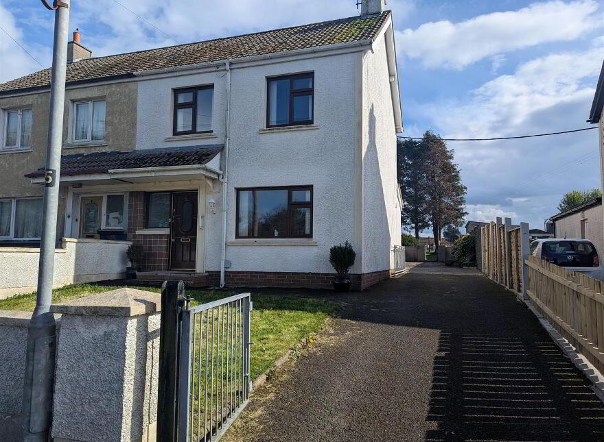 4 Bushvale Terrace, Drumnafivey, Ballymoney, BT53 8JL photo