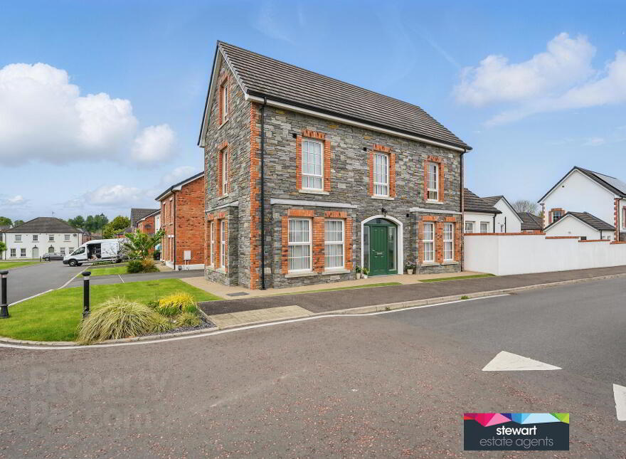 54 Harlow Green, Moira, BT67 0XH photo