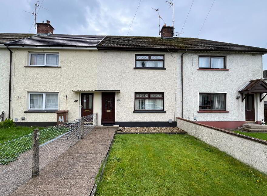 39 Irwin Place, Donaghcloney, BT66 7LN photo