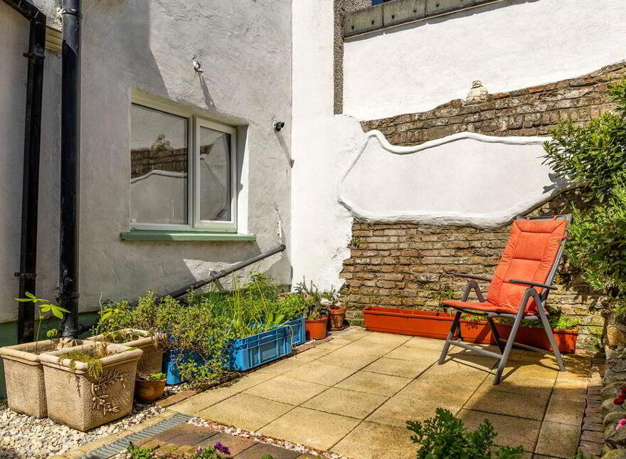 44 Stone Row, Coleraine, BT52 1ER