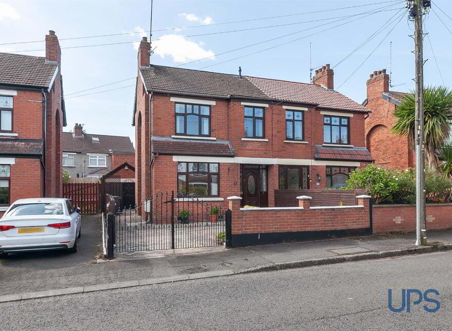 6 Ashton Avenue, Finaghy Road North, Belfast, BT10 0JR photo