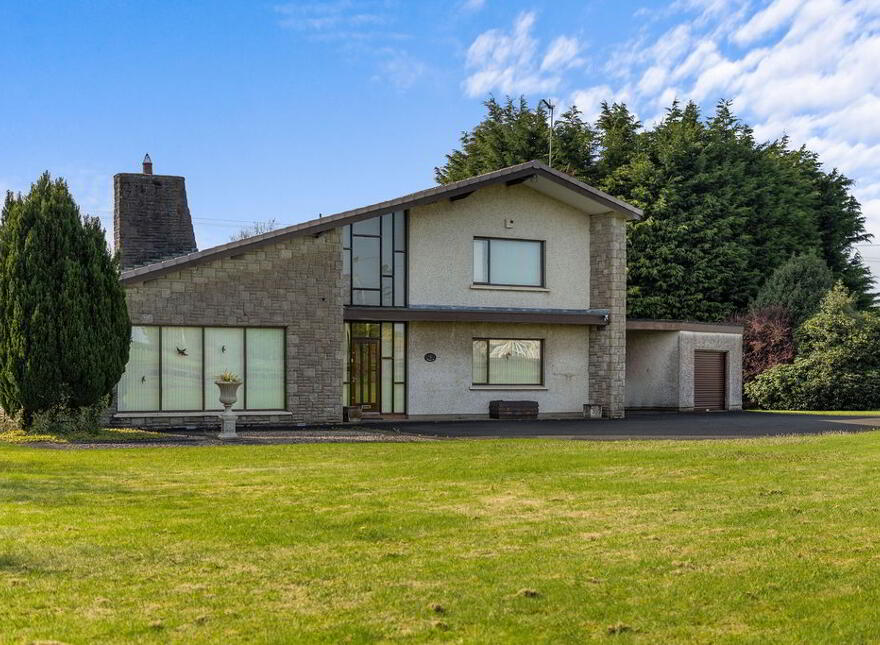 8 Cloughwater Road, Ballymena, BT43 6SY