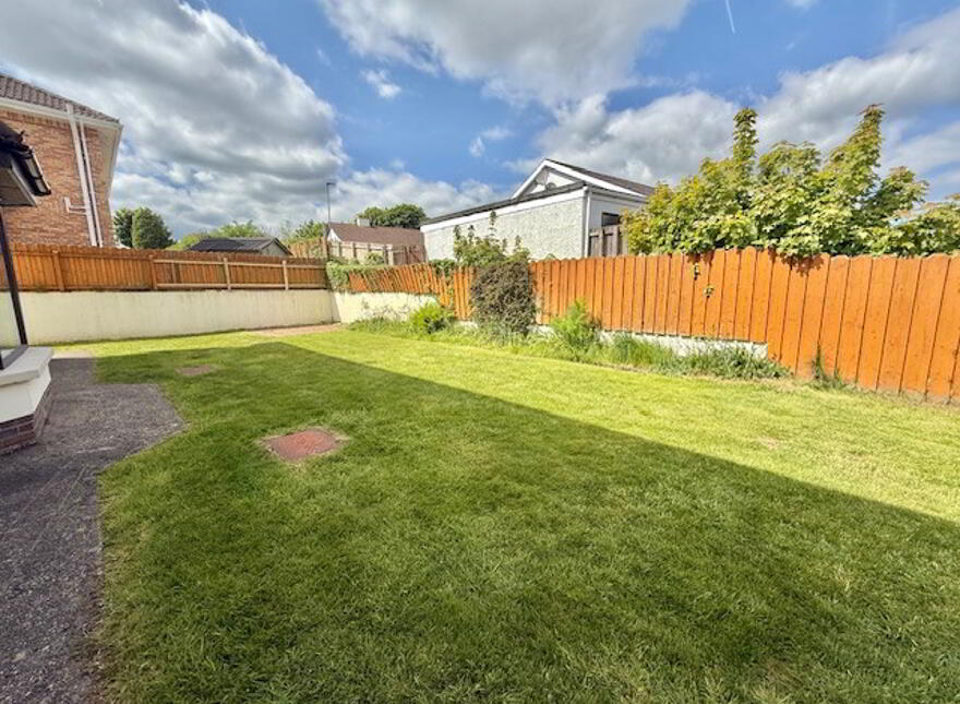 10 Ashgrove Park, Altnagelvin, Derry, BT47 5GN