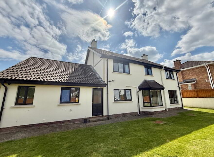 10 Ashgrove Park, Altnagelvin, Derry, BT47 5GN