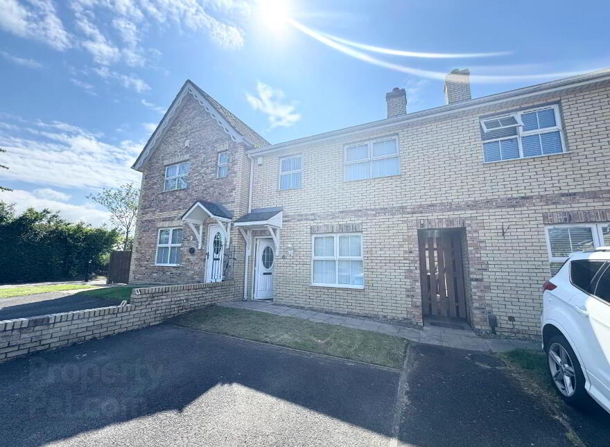 23 Carn Manor, Crescent Link, Derry photo