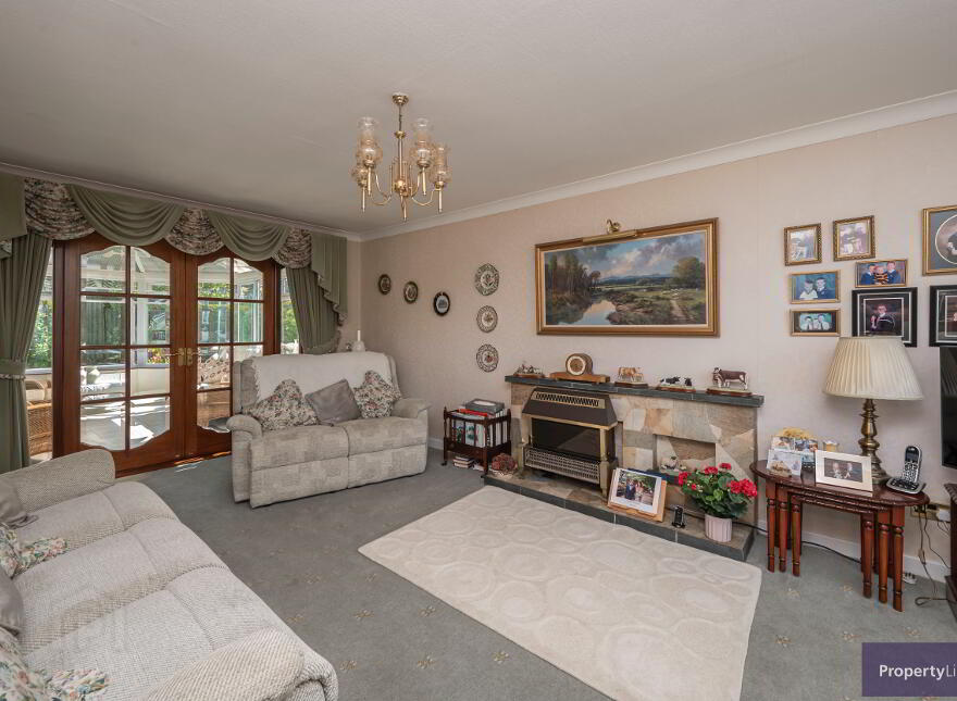9 Ashley Park, Armagh, BT60 1EU