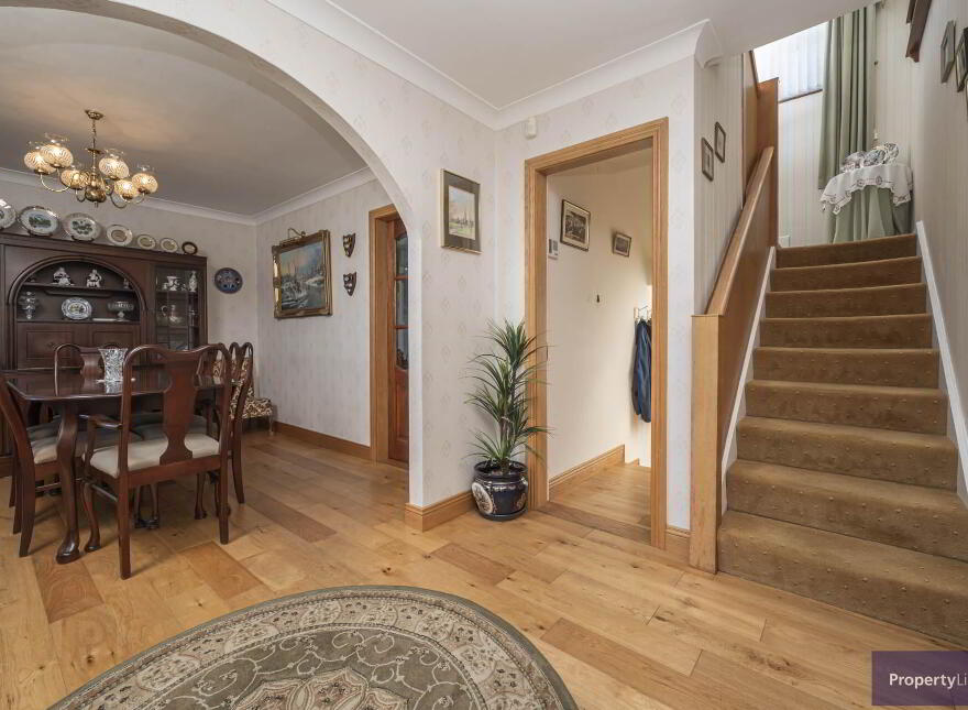 9 Ashley Park, Armagh, BT60 1EU