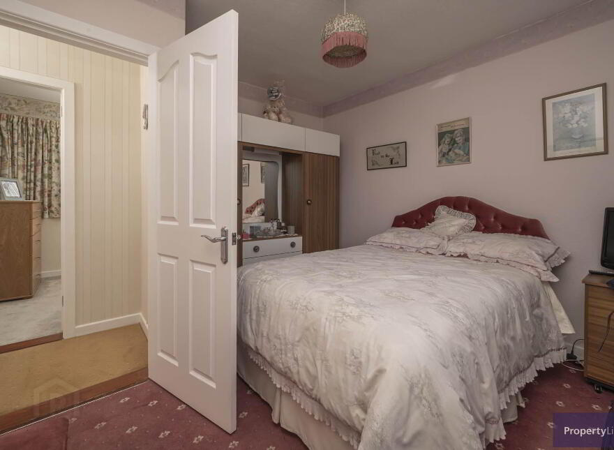 9 Ashley Park, Armagh, BT60 1EU