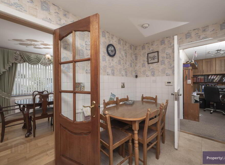 9 Ashley Park, Armagh, BT60 1EU