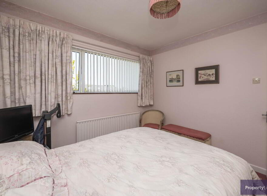 9 Ashley Park, Armagh, BT60 1EU