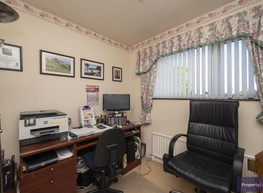 9 Ashley Park, Armagh, BT60 1EU