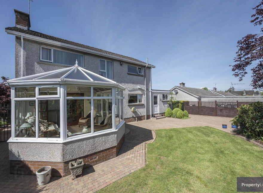 9 Ashley Park, Armagh, BT60 1EU