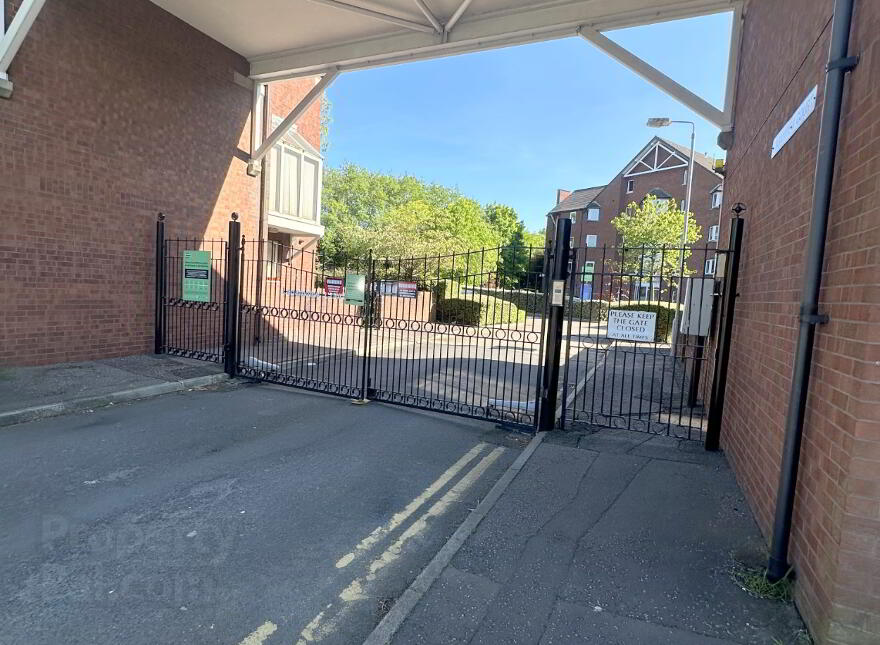 Unit 39, Laganview Court, Belfast, BT5 4AR photo