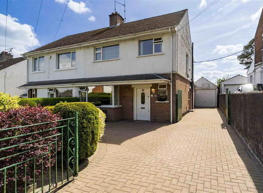 13 Killeaton Park, Dunmurry, Belfast, BT17 9HE photo