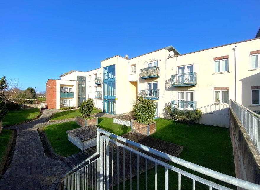 Kilwarden Court, Clondalkin, Dublin, D22 photo