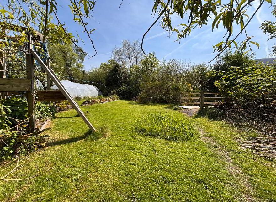 Mountanglesby, Clogheen, Cahir, Co. Tipperary, E21E025
