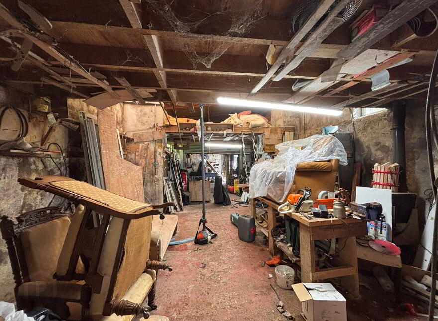 Mountanglesby, Clogheen, Cahir, Co. Tipperary, E21E025