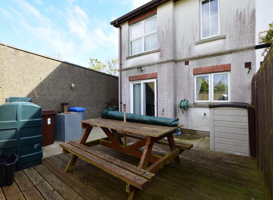 6 Shoreview, Ballyhalbert, BT22 1BJ