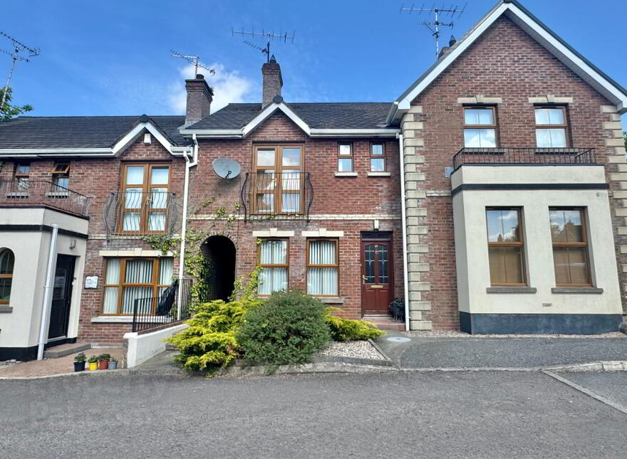 17 Castle Grove, Omagh, BT79 7AX photo