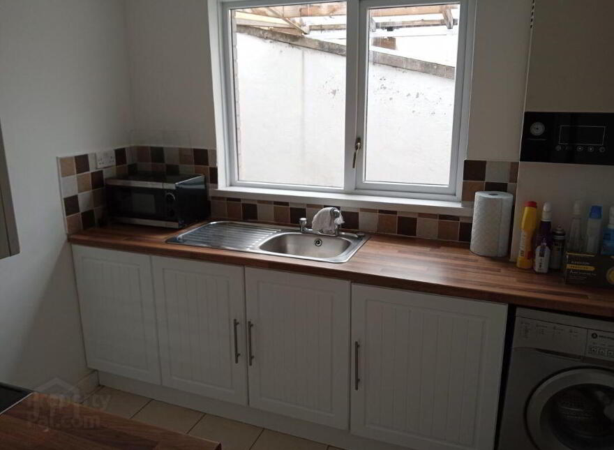 (Lot 29) 32 North Street, Carrickfergus, BT38 7AQ