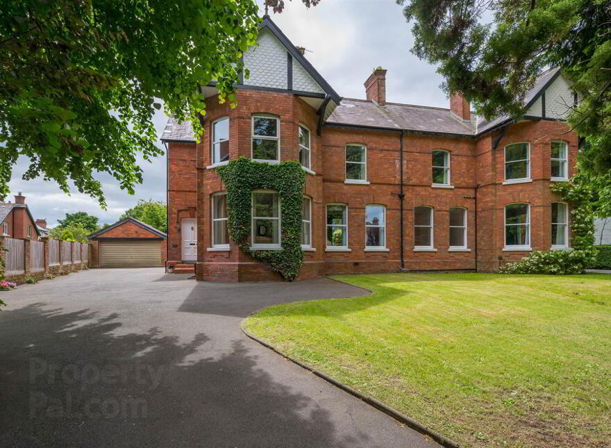 545 Upper Newtownards Road, Stormont, Belfast, BT4 3LN photo