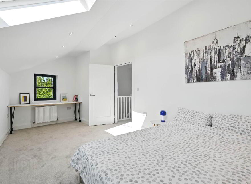 62 Earlswood Road, Ballyhackamore, Belfast, BT4 3DZ