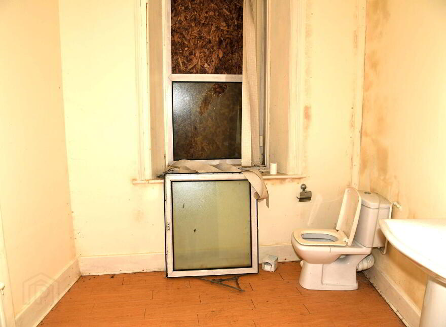 No. 6 St. Jarlath' S Place, Bishop Street, Tuam,Galway, H54PY11