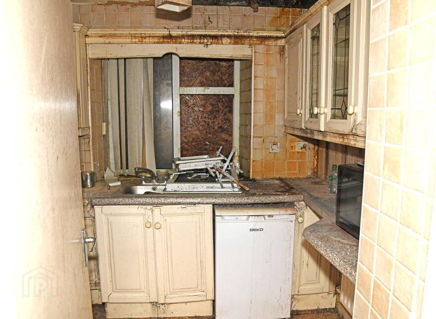 No. 6 St. Jarlath' S Place, Bishop Street, Tuam,Galway, H54PY11