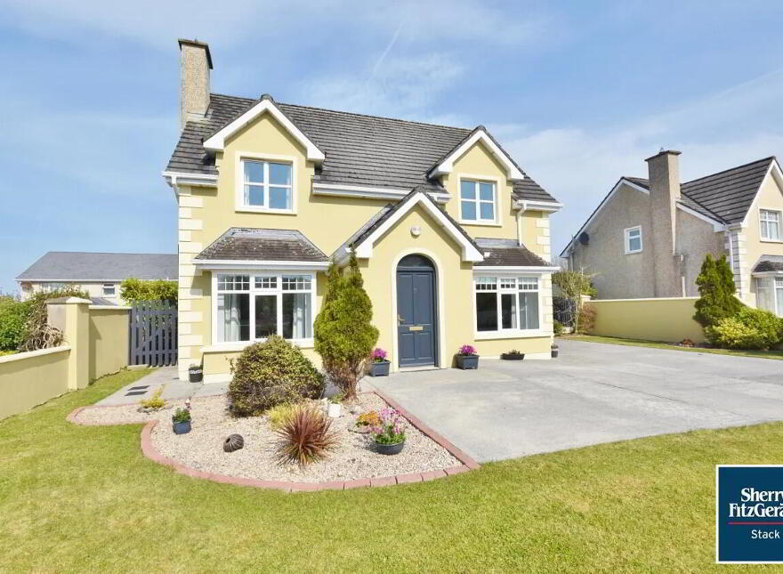 7 Kenny Heights, Cahirdown, Listowel, V31T213 photo