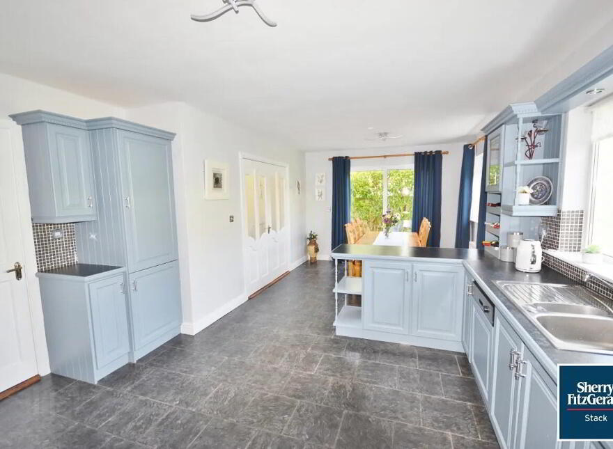 7 Kenny Heights, Cahirdown, Listowel, V31T213