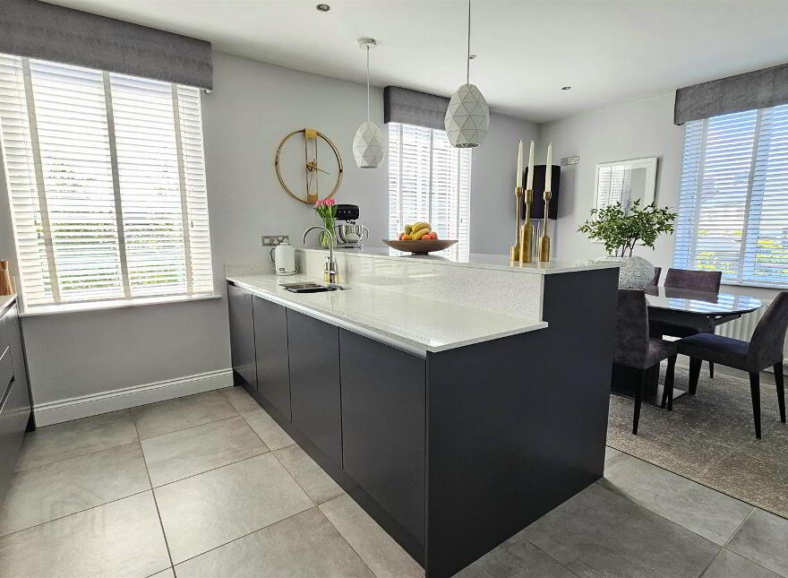 6 Hartley Hall Close, Greenisland, Carrickfergus, BT38 8ZQ