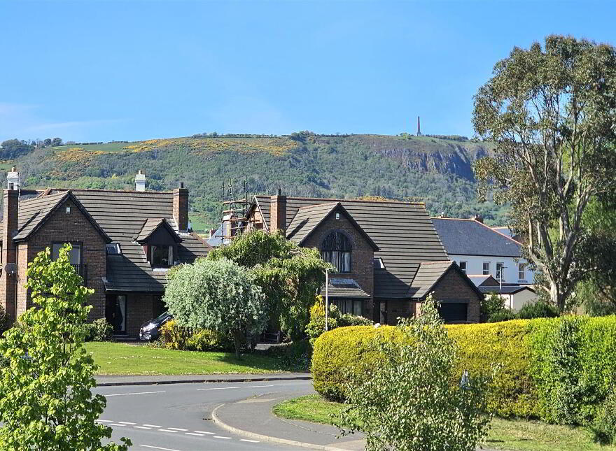 6 Hartley Hall Close, Greenisland, Carrickfergus, BT38 8ZQ