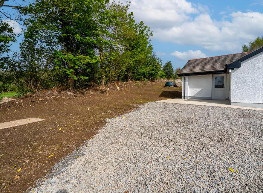 Meencarrigagh, Ballybofey, Lifford, F93E8PF