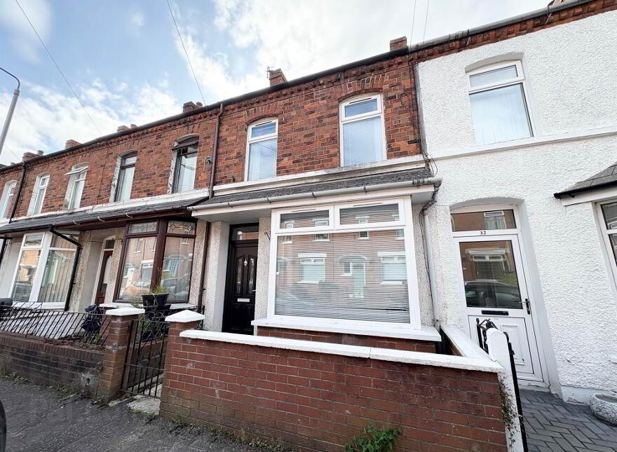 30 Shaw Street, Belfast, BT4 1PT photo