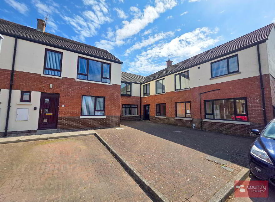 3 Greenedge Court, Carrickfergus, BT38 7GE photo