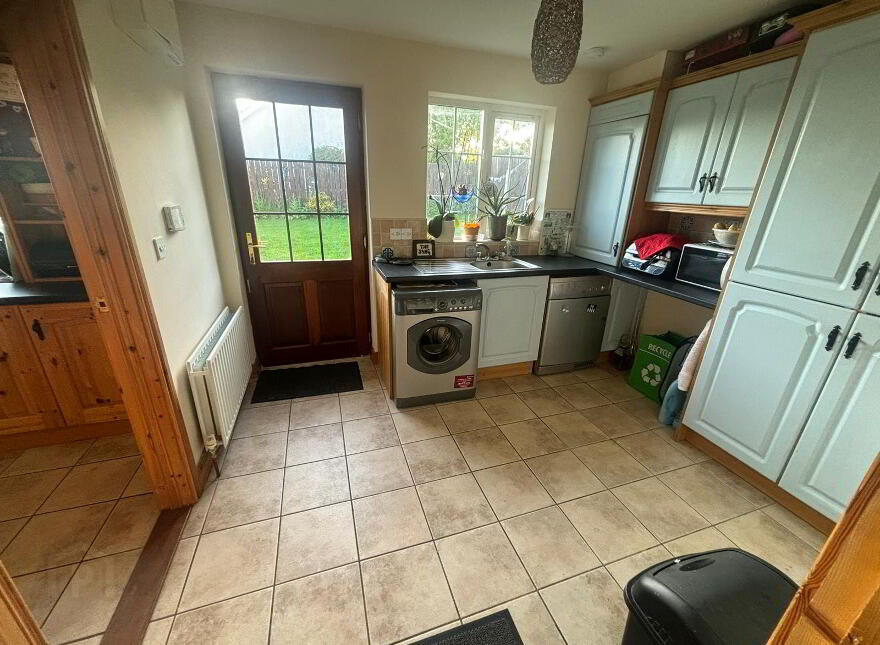 Lisdua, 35 Strandhill, Clogherhead, A92X3R2