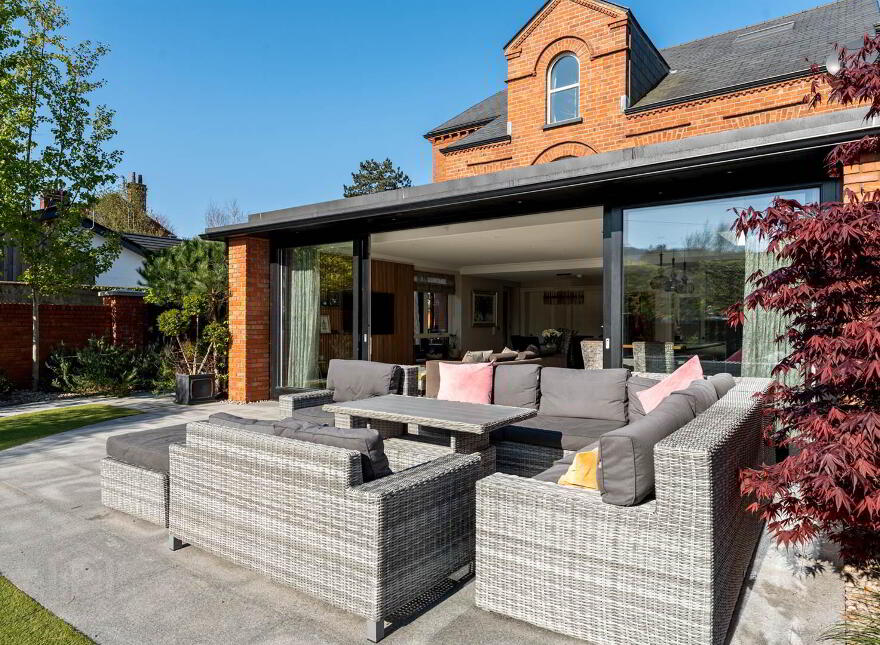 3 Alexandra Park, Off My Lady's Mile, Holywood, BT18 9ET