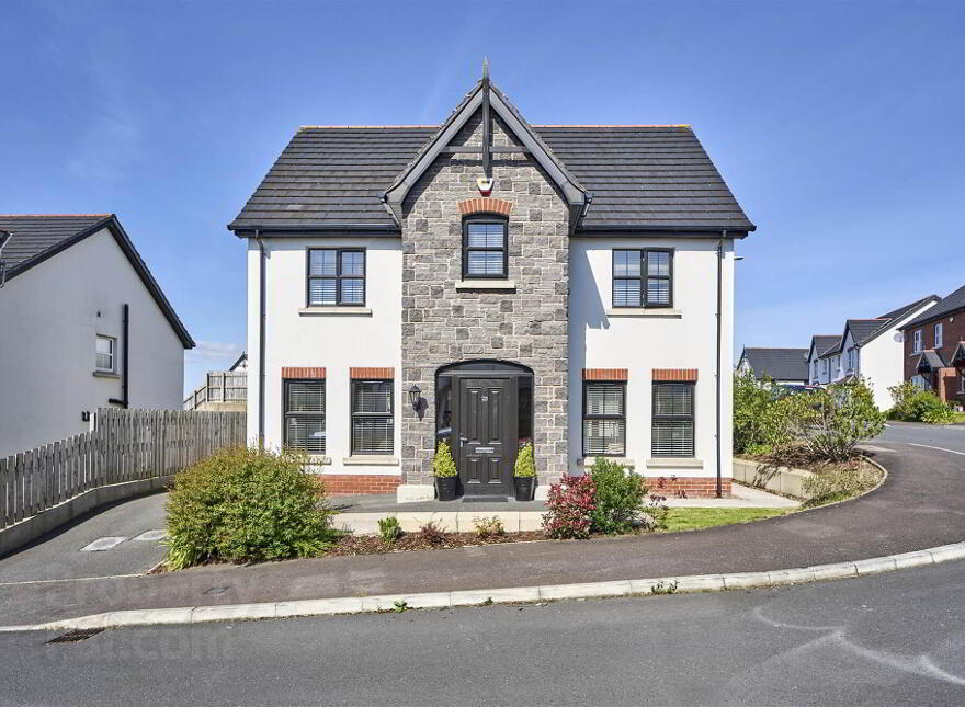 23 Coopers Mill Heights, Dundonald, Belfast, BT16 1WX photo