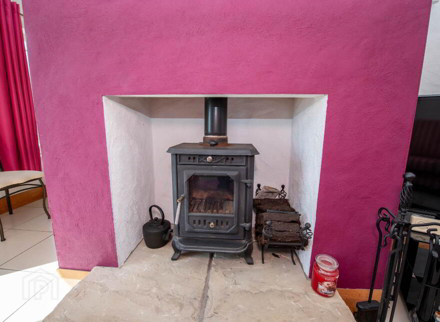 Carrowhugh Cottage, Carrowhugh, Greencastle, F93F2K0
