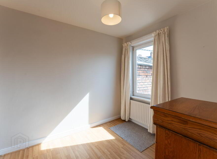 77 Downshire Road, Holywood, BT18 9LY