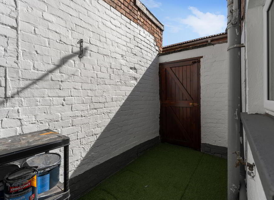 77 Downshire Road, Holywood, BT18 9LY