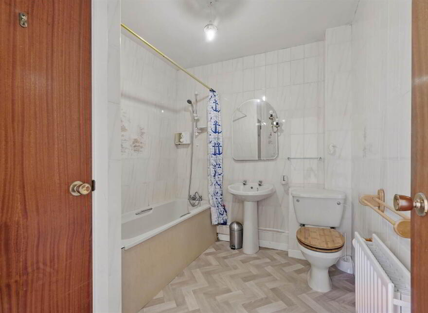 Apt 1, 64 Osborne Park, Belfast, BT9 6JP