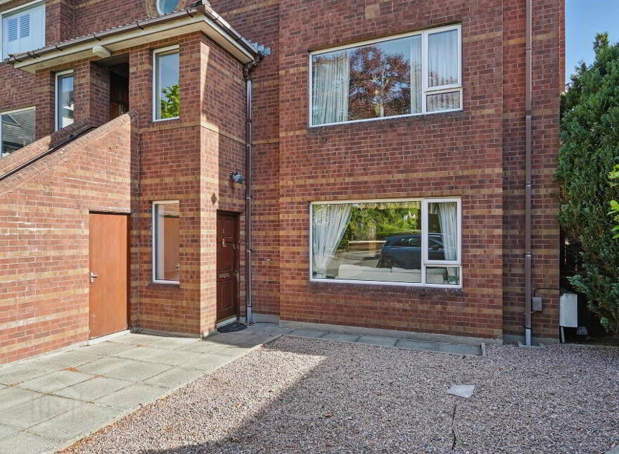 Apt 1, 64 Osborne Park, Belfast, BT9 6JP