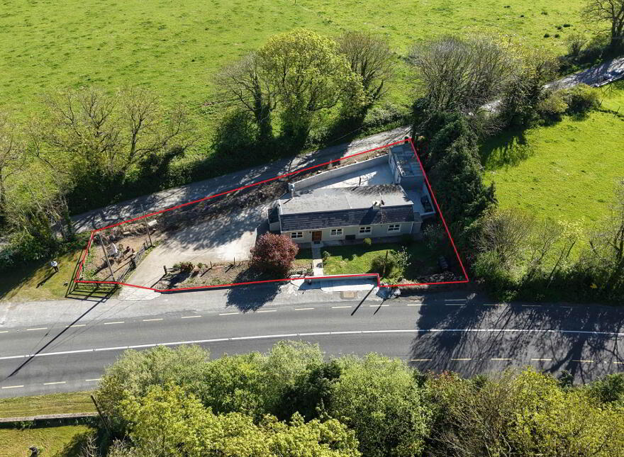 Coolnahorna, Rathgormack, Carrick-On-Suir, E32W276 photo