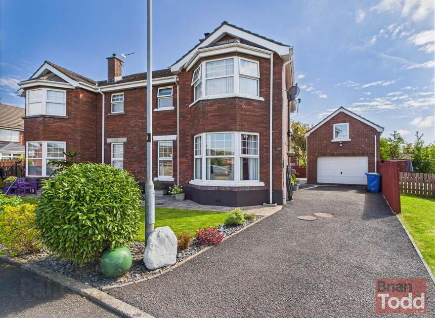 Walnut Park, Larne, BT40 2WF photo